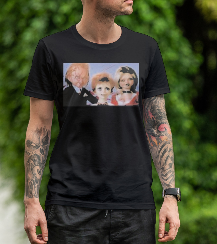 Chucky And Family Horror Characters In Distorted Family T-Shirt