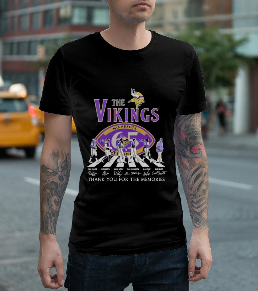 Minnesota Vikings Thank You For The Memories 1960-2025 Paul Krause Chris Carter Randy Moss Fran Tarkenton Alan Page Bud Grant T-Shirt