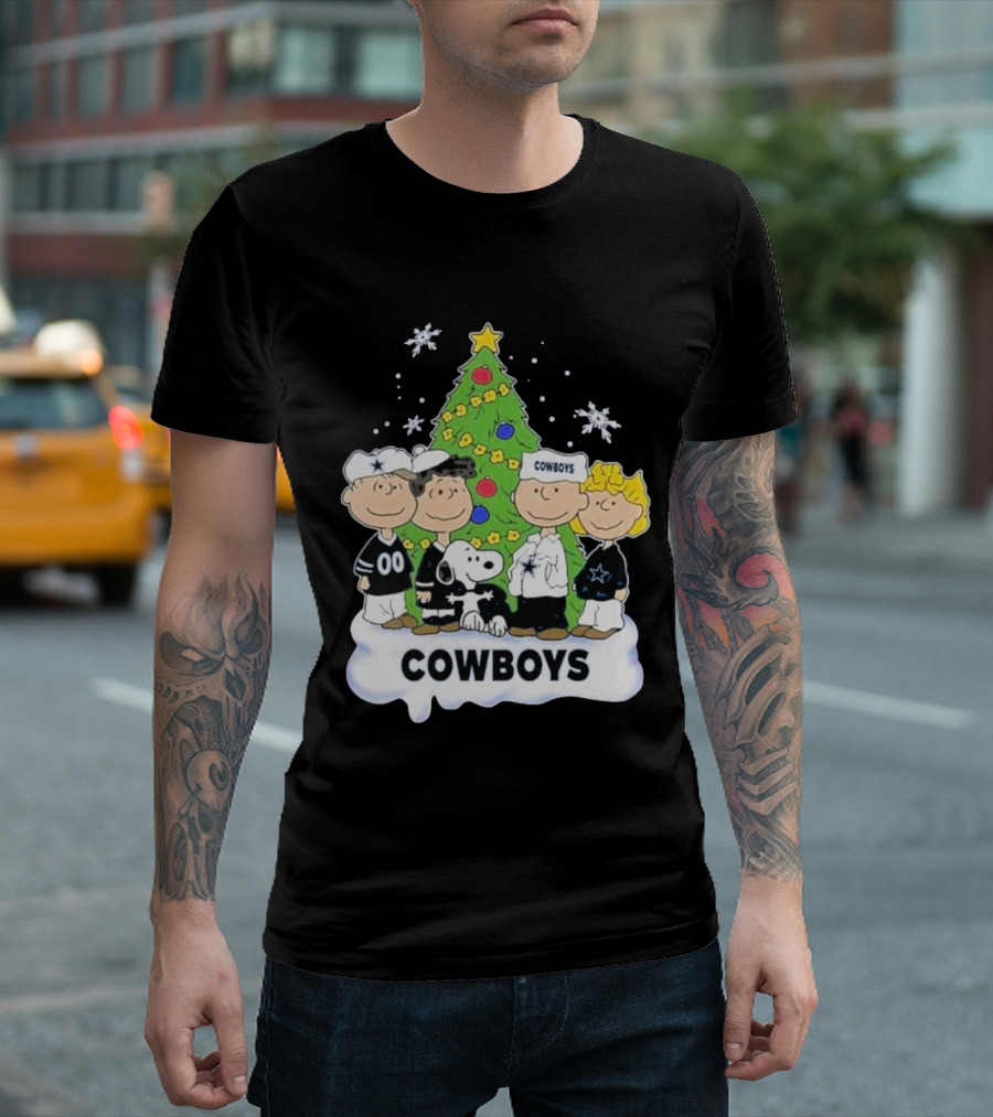 Cowboys Christmas with Snoopy and Peanuts Friends Holiday Tree T-Shirt