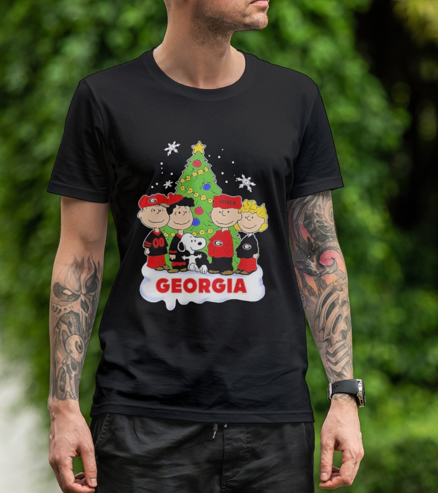 Georgia Bulldogs Snoopy And Friends Christmas T-Shirt