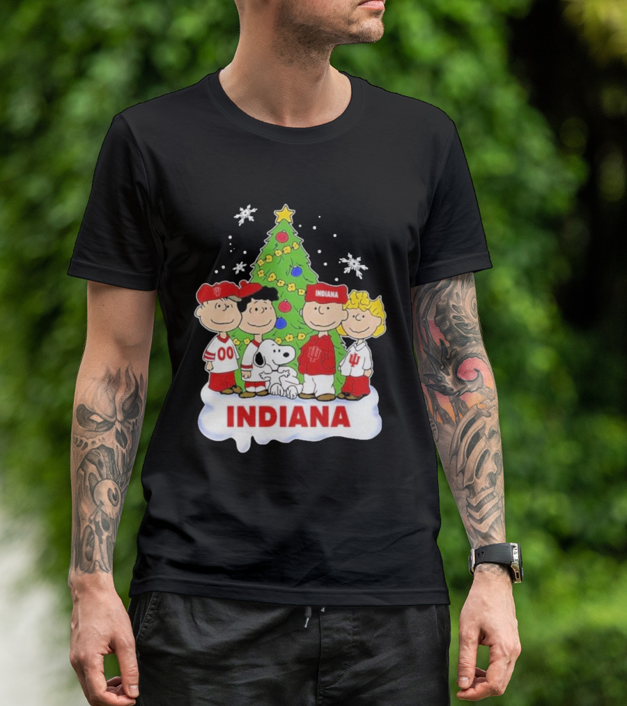 Indiana Hoosiers Snoopy Peanuts Christmas Tree Charlie Brown Lucy Linus T-Shirt