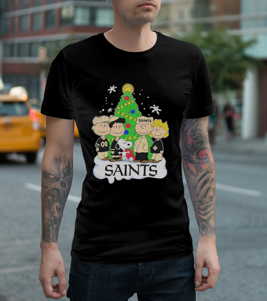 New Orleans Saints Snoopy Christmas Tree Peanuts Characters Snowflakes T-Shirt