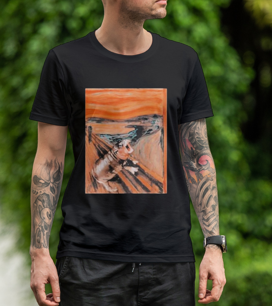 Scared Moo Deng Meme Scream T-Shirt