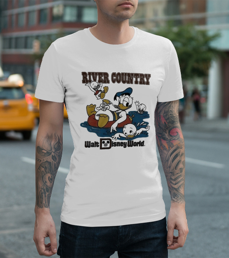 Walt Disney World River Country Duck Characters Floating Scene T-Shirt