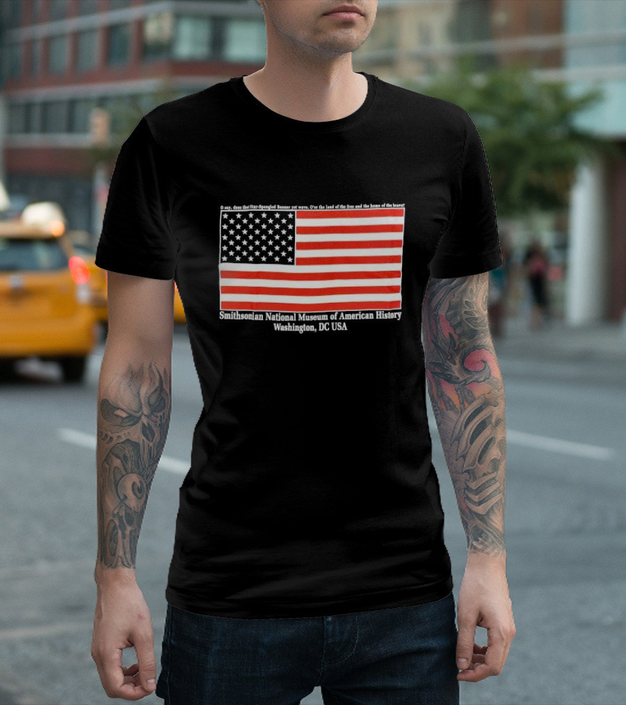 Smithsonian National Museum of American History American Flag Washington DC USA T-Shirt