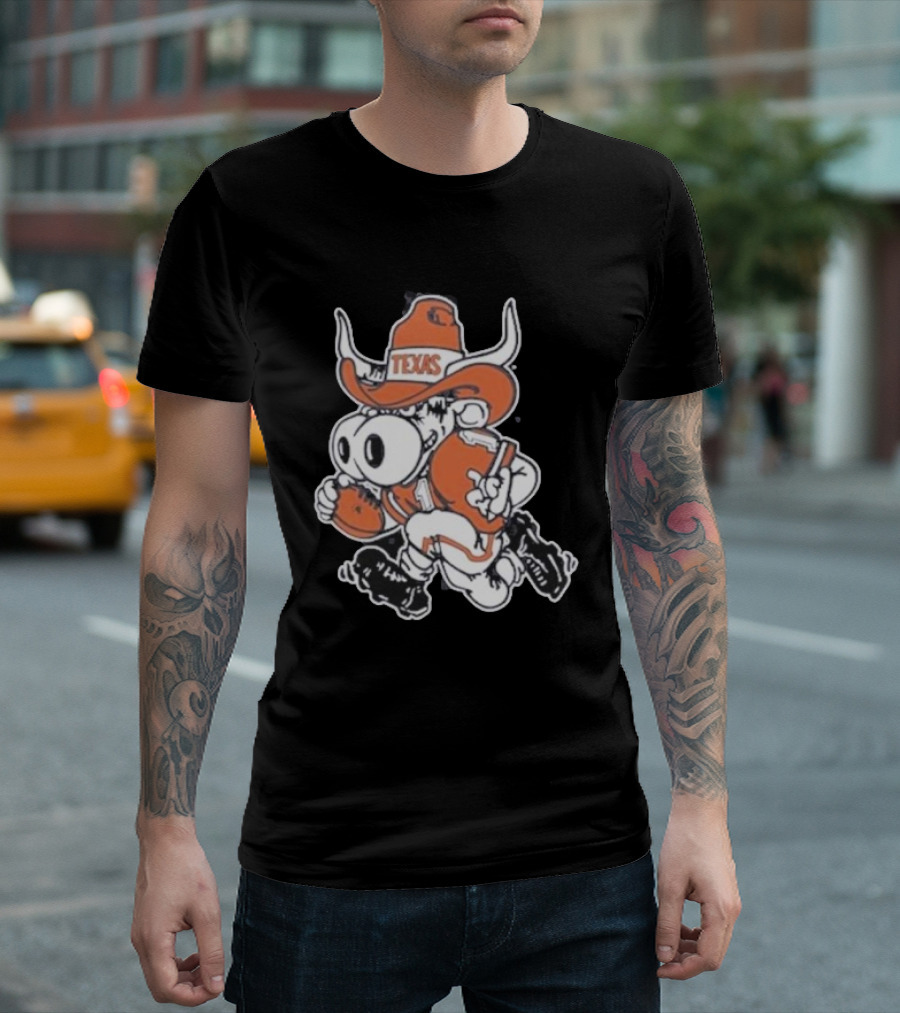 Texas Longhorns Bevo Mascot Football Cowboy T-Shirt