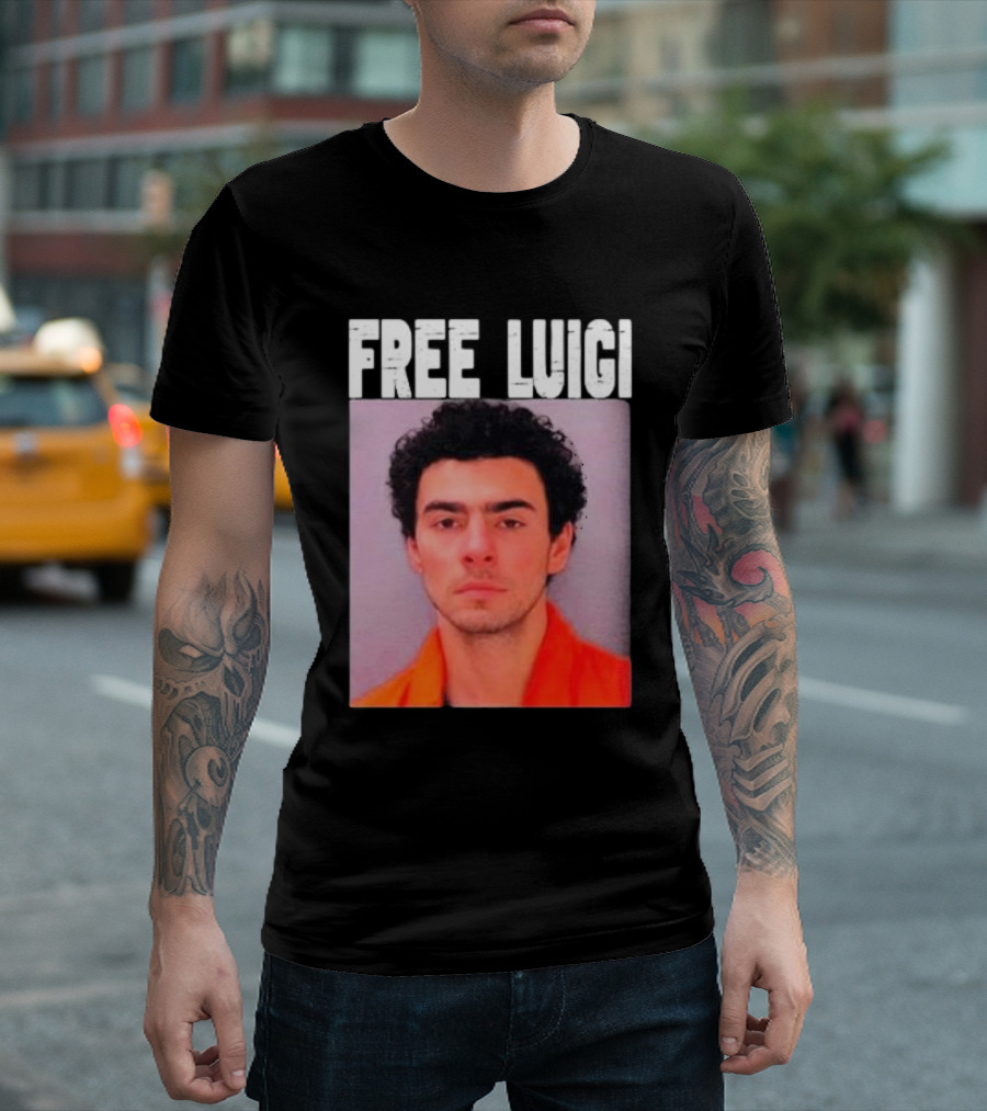 FREE LUIGI T-Shirt