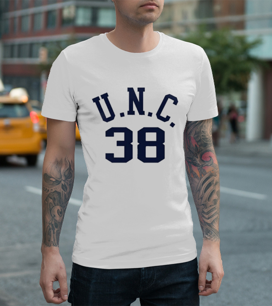 Bill Belichick Brought His Dad’s UNC 38 T-Shirt