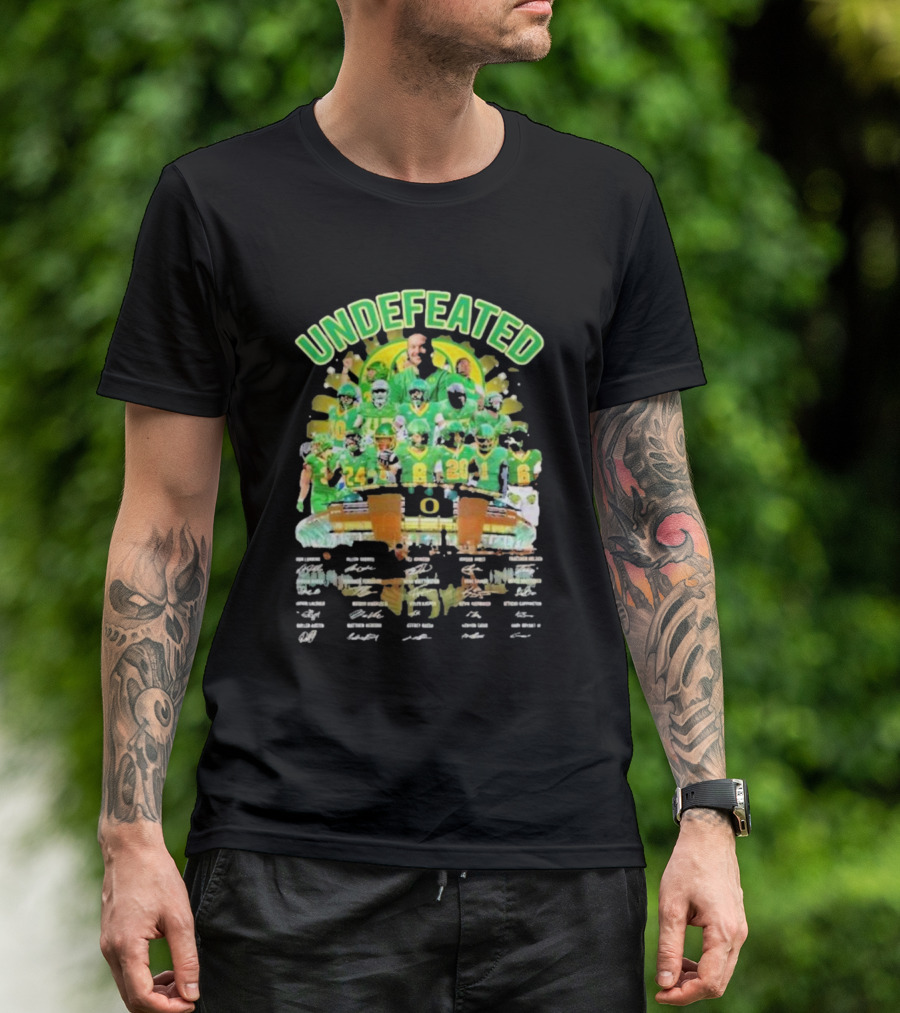 Undefeated Oregon Ducks Football Team Signatures Collection T-Shirt
