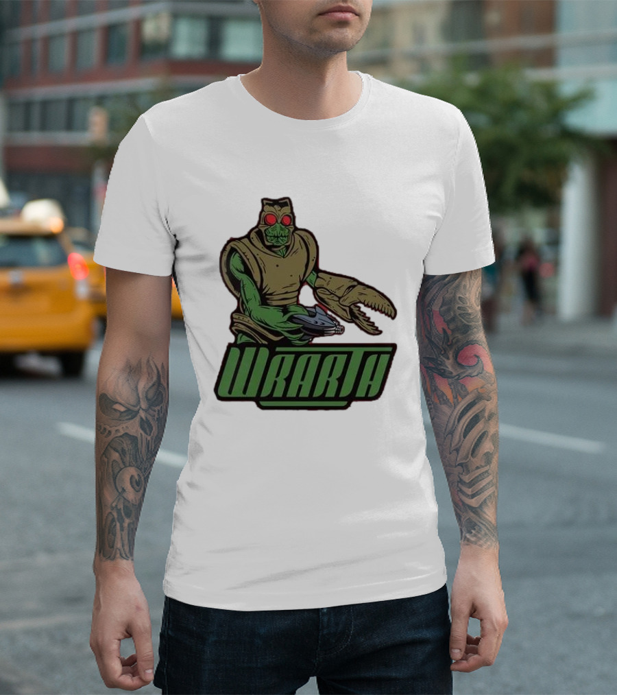 Wrarth Warrior Doctor Who Alien Creature With Claws And Spaceship Gun T-Shirt