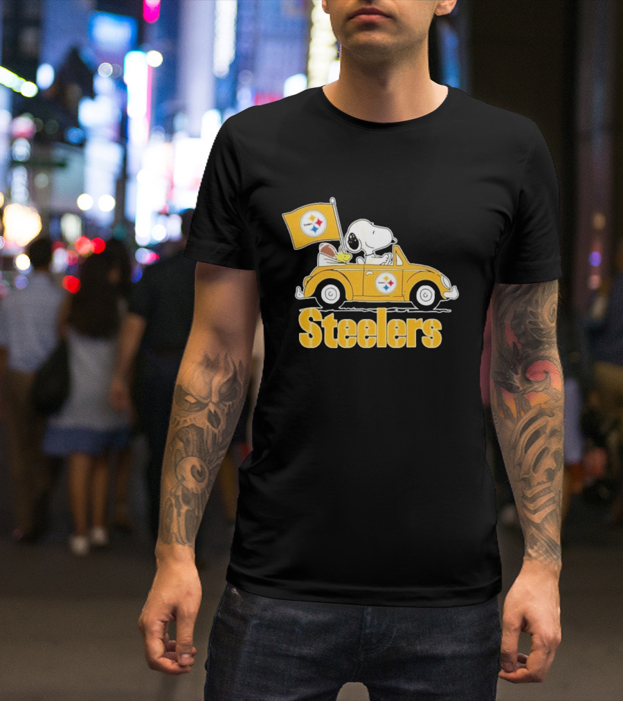 Steelers Snoopy Driving Car With Pittsburgh Flag T-Shirt