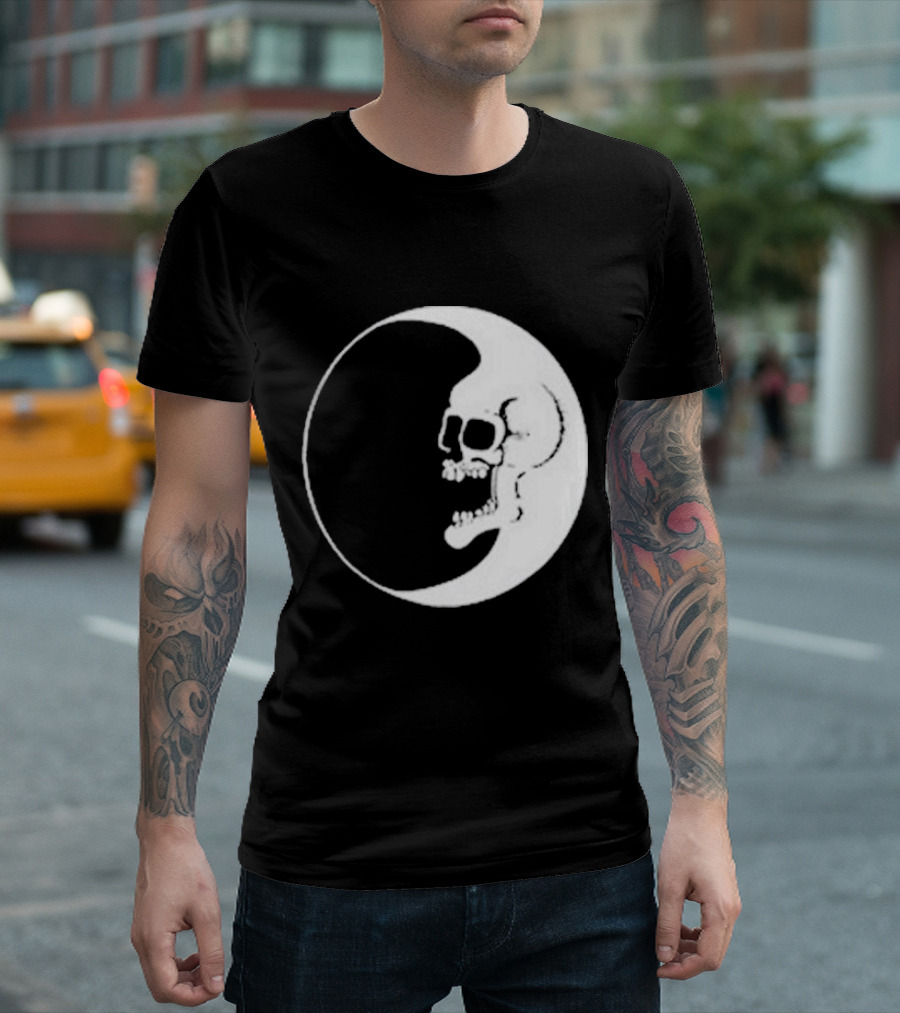 Zero Dead Moon Skull Crescent T-Shirt