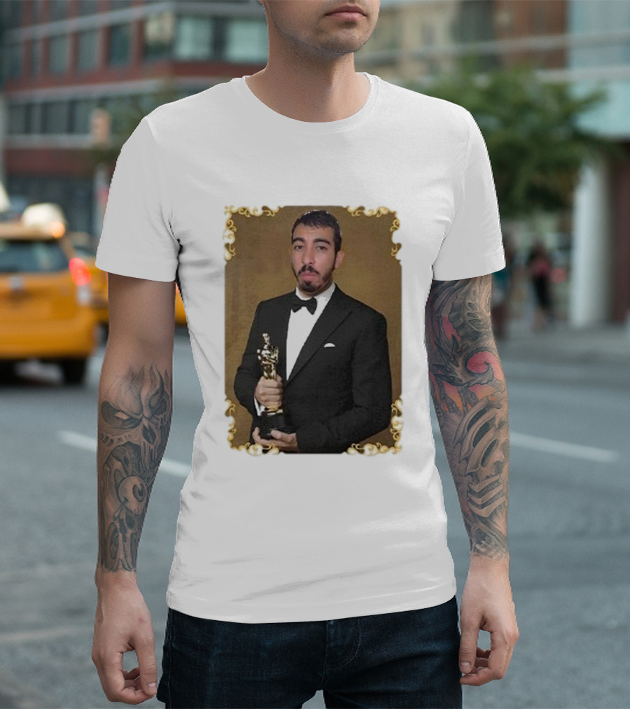 Saleh Jafarawi Mr Fafo Oscar Statue Award Winner T-Shirt