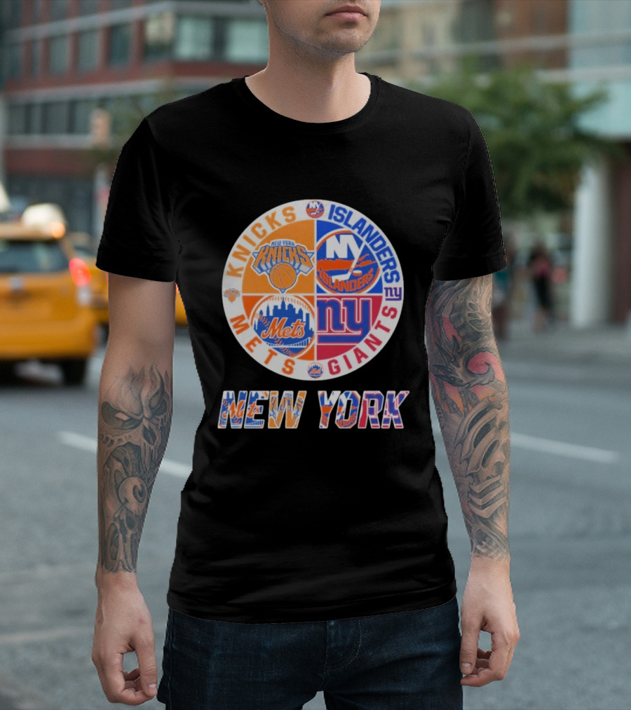 New York Knicks Mets Giants Islanders Logos Circle NYC Sports Teams T-Shirt