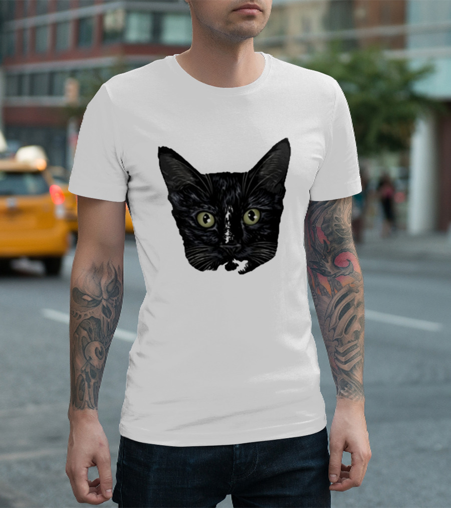 Themanifamily Brave Black Cat Face T-Shirt