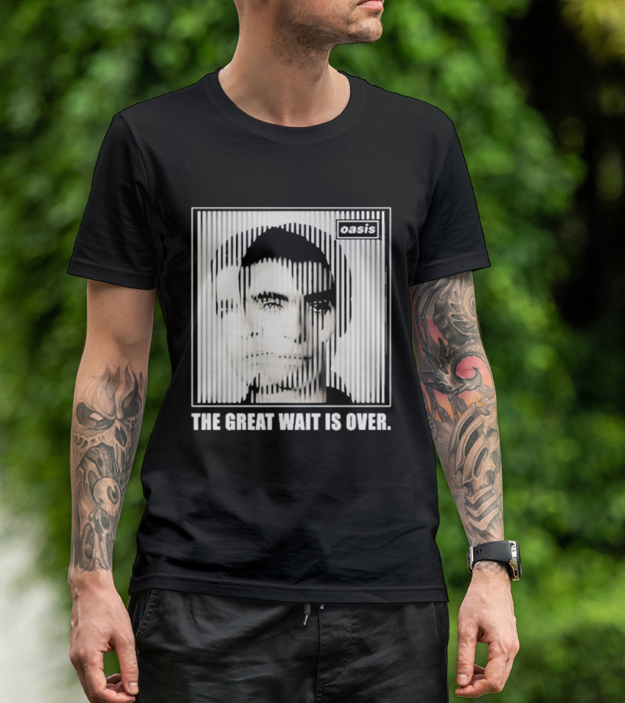 Oasis The Great Wait Is Over Black And White Portrait Striped Effect T-Shirt
