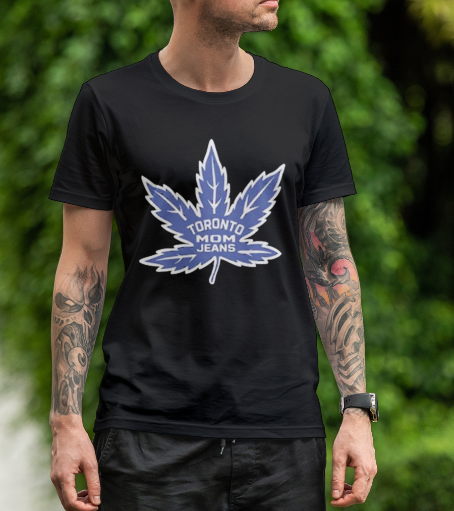 Toronto Maple Leaf Mom Jeans T-Shirt