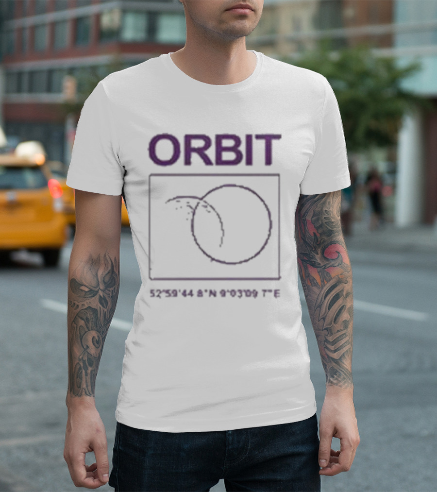 Orbitmusic Moon Orbit Coordinates 52°59'44.8N 9°03'09.7E T-Shirt