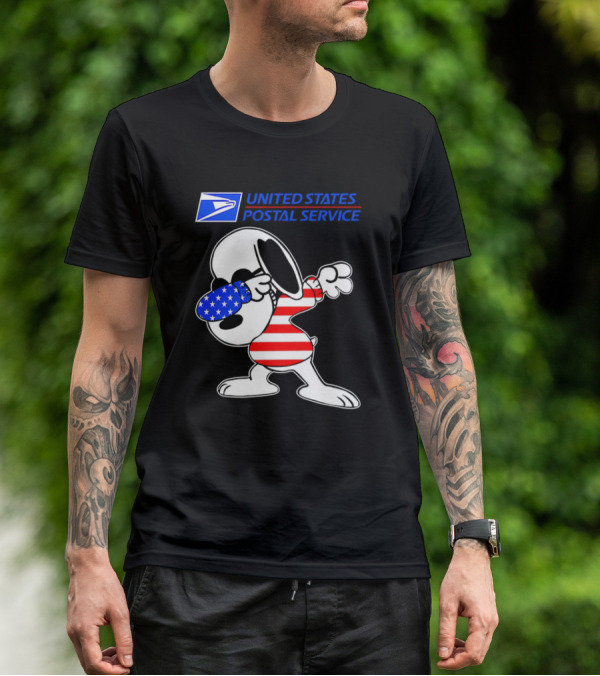 USPS United States Postal Service Snoopy Dabbing American Flag T-Shirt