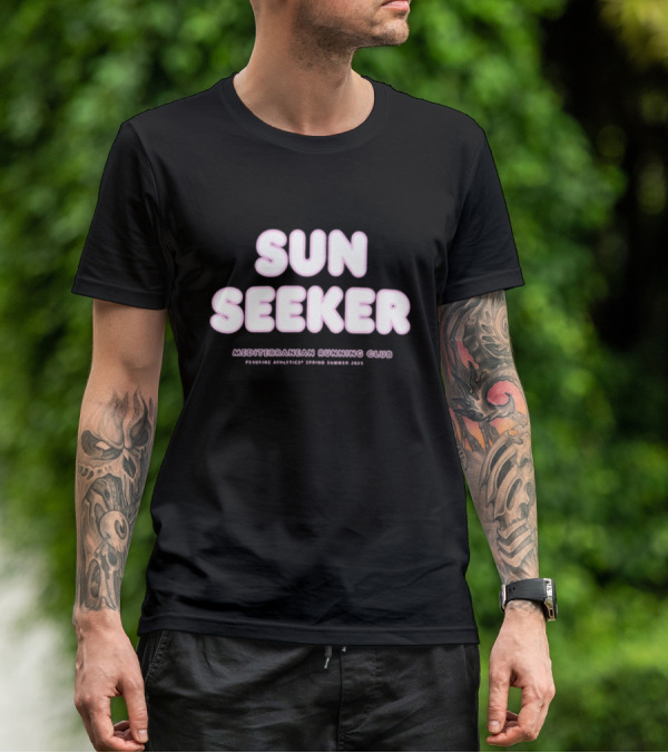 SUN SEEKER MEDITERRANEAN RUNNING CLUB ITALIAN AMALFI COAST SINCE 1975 T-Shirt