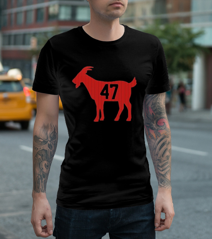 Trump 47 G.O.A.T Red Goat Silhouette Icon T-Shirt