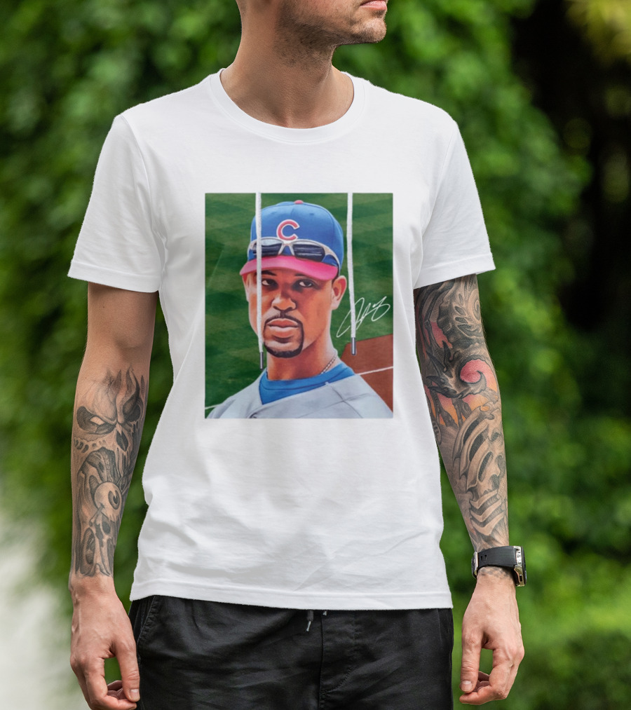 Chicago Cubs Derrek Lee Signature Portrait With Cap And Sunglasses T-Shirt