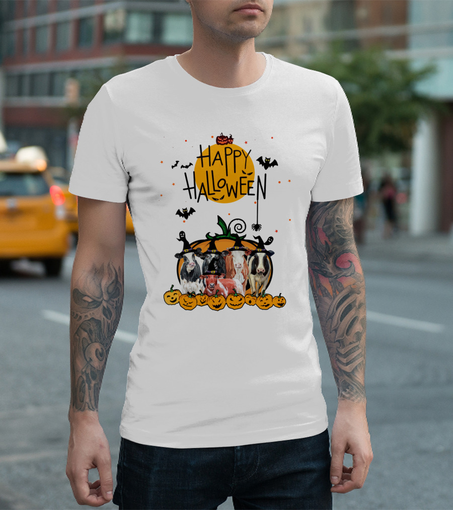 Happy Halloween Cows With Pumpkin Hats And Bats T-Shirt
