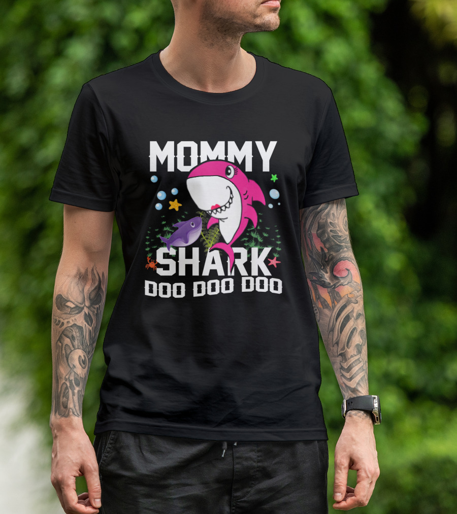 Mommy Shark Doo Doo Doo Mother Gramma Shark T-Shirt