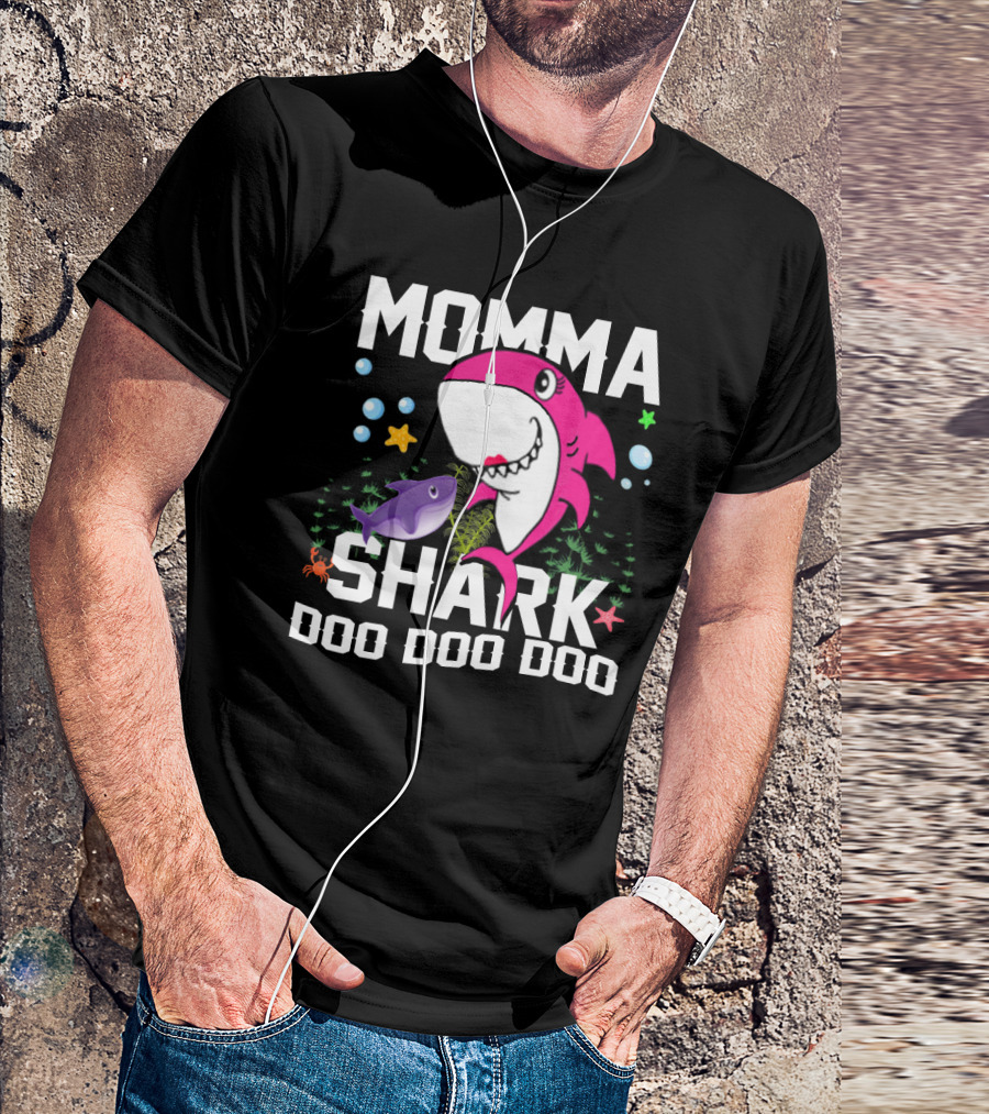 Momma Shark Doo Doo Doo Pink Cartoon Sea Creatures Bubbles And Starfish T-Shirt