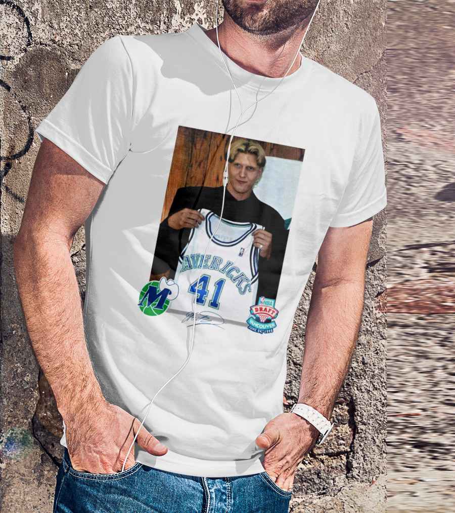 Dirk Nowitzki Mavericks NBA Draft Vancouver June 24 1998 T-Shirt