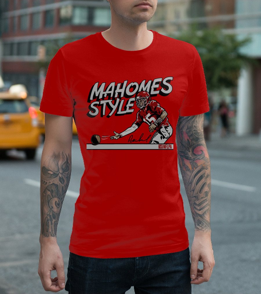 MAHOMES STYLE NFLPA Football Quarterback Signature T-Shirt