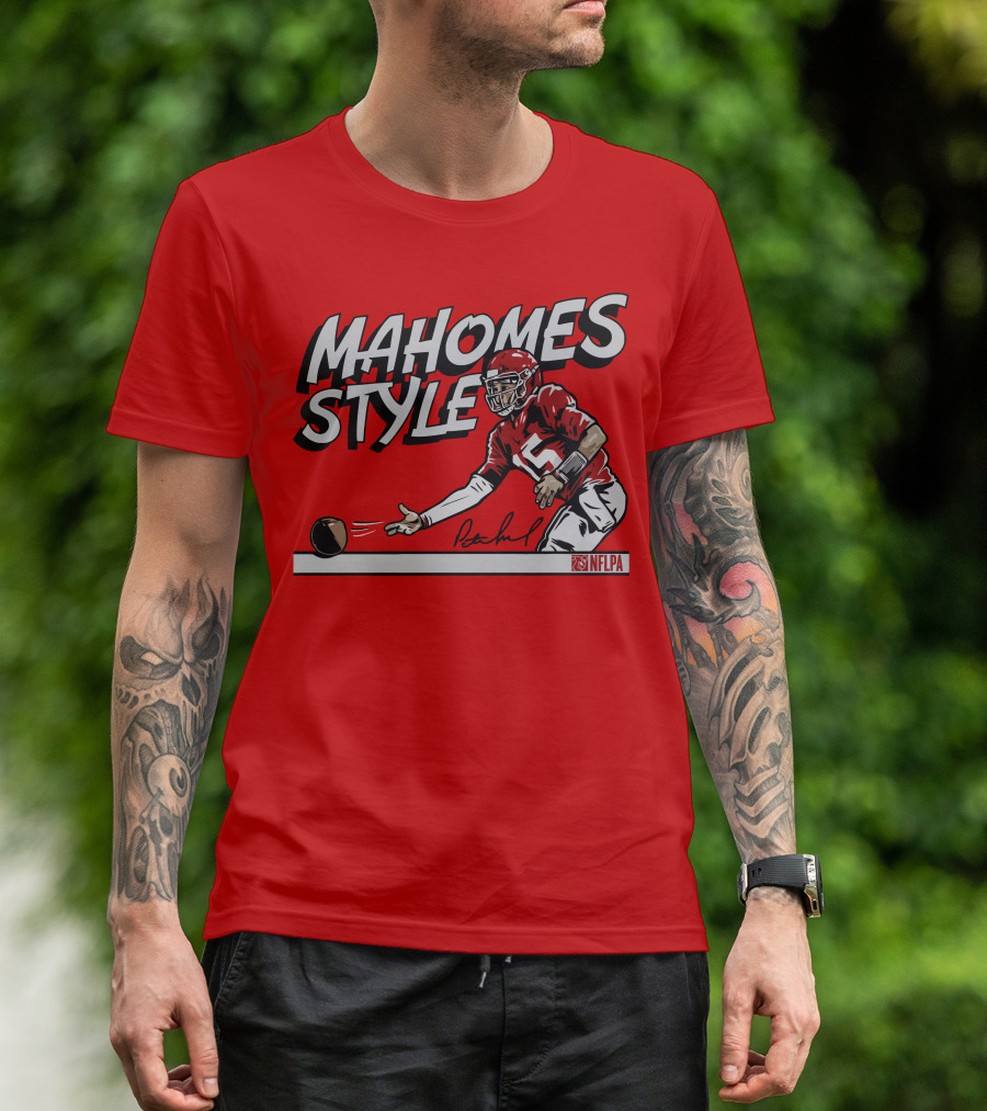 MAHOMES STYLE NFLPA Football Quarterback Signature T-Shirt