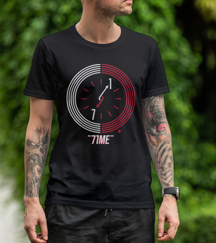 71ME Clock Countdown Red And White Dial T-Shirt