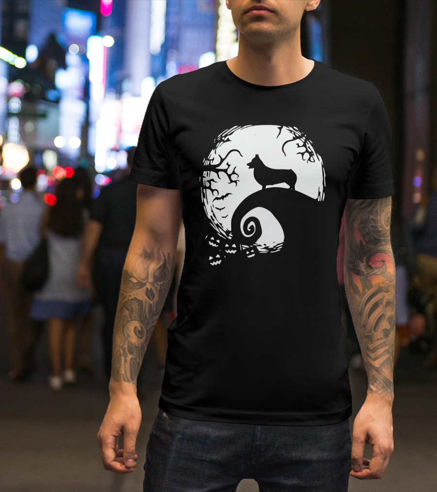 Corgi Howls At Halloween Moon With Jack O'Lanterns T-Shirt