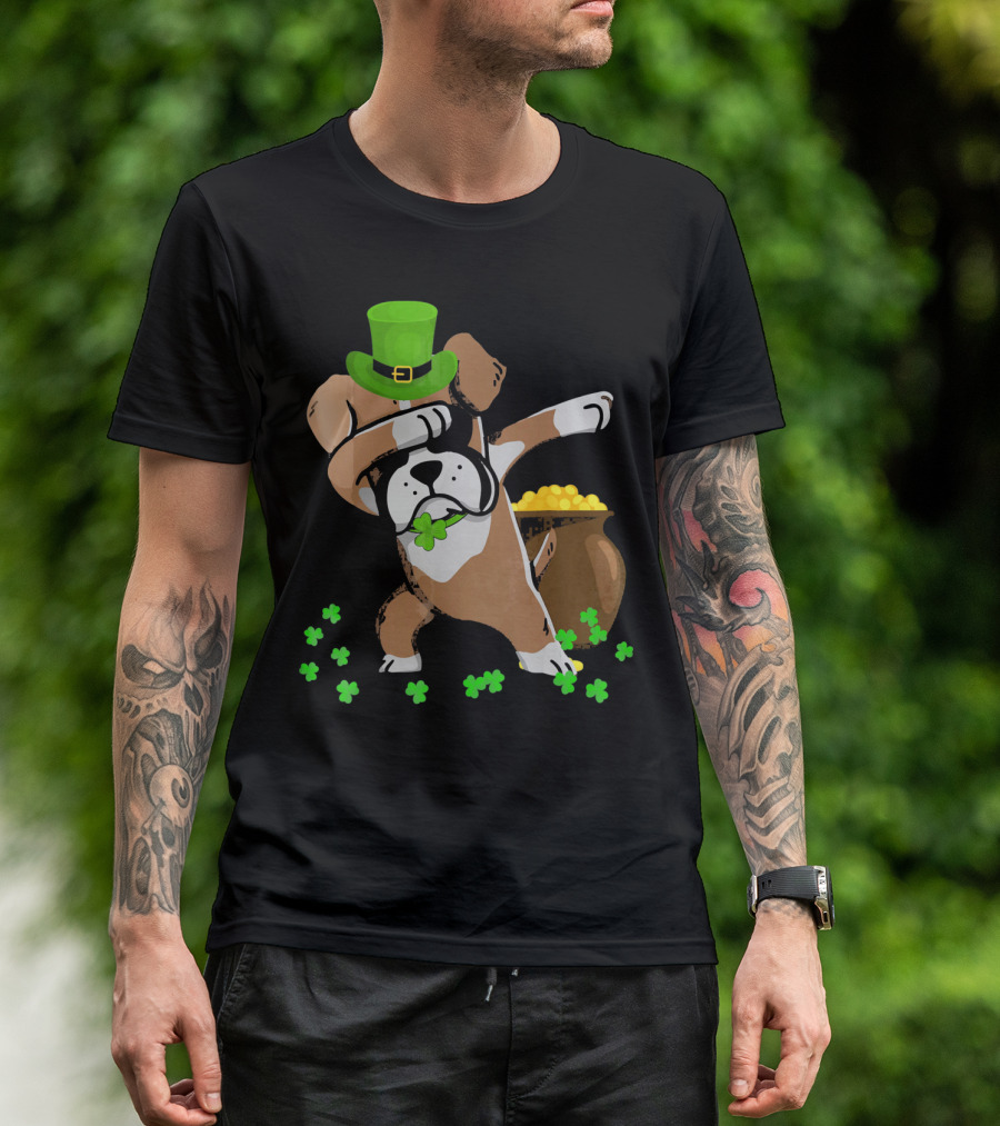 Boxer Dabbing St Patricks Day Dog With Leprechaun Hat And Pot Of Gold T-Shirt