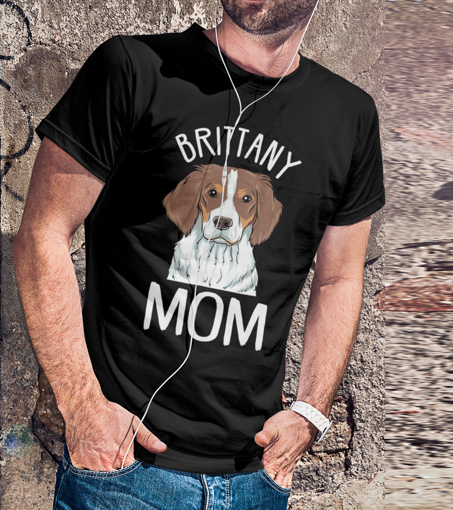 Brittany Spaniel Mom T-Shirt