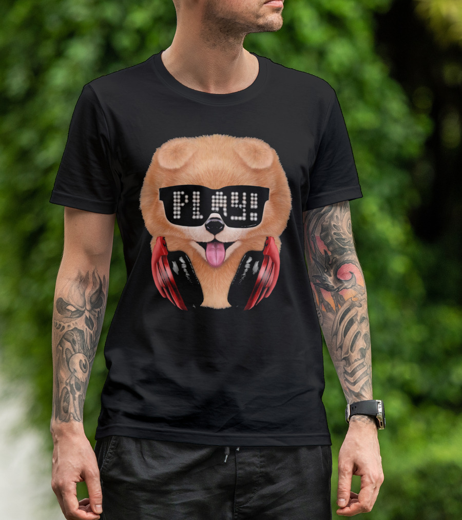 Cream Pomeranian Dog DJ In Sunglass With Play Headphones T-Shirt