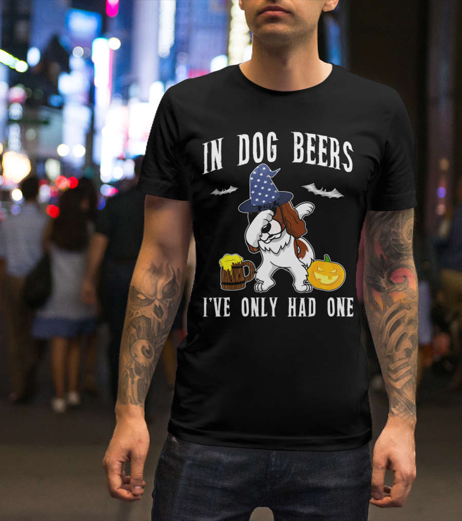 In Dog Beers I've Only Had One Dabbing Cavalier King Charles Spaniel Halloween Wizard Hat Pumpkin T-Shirt