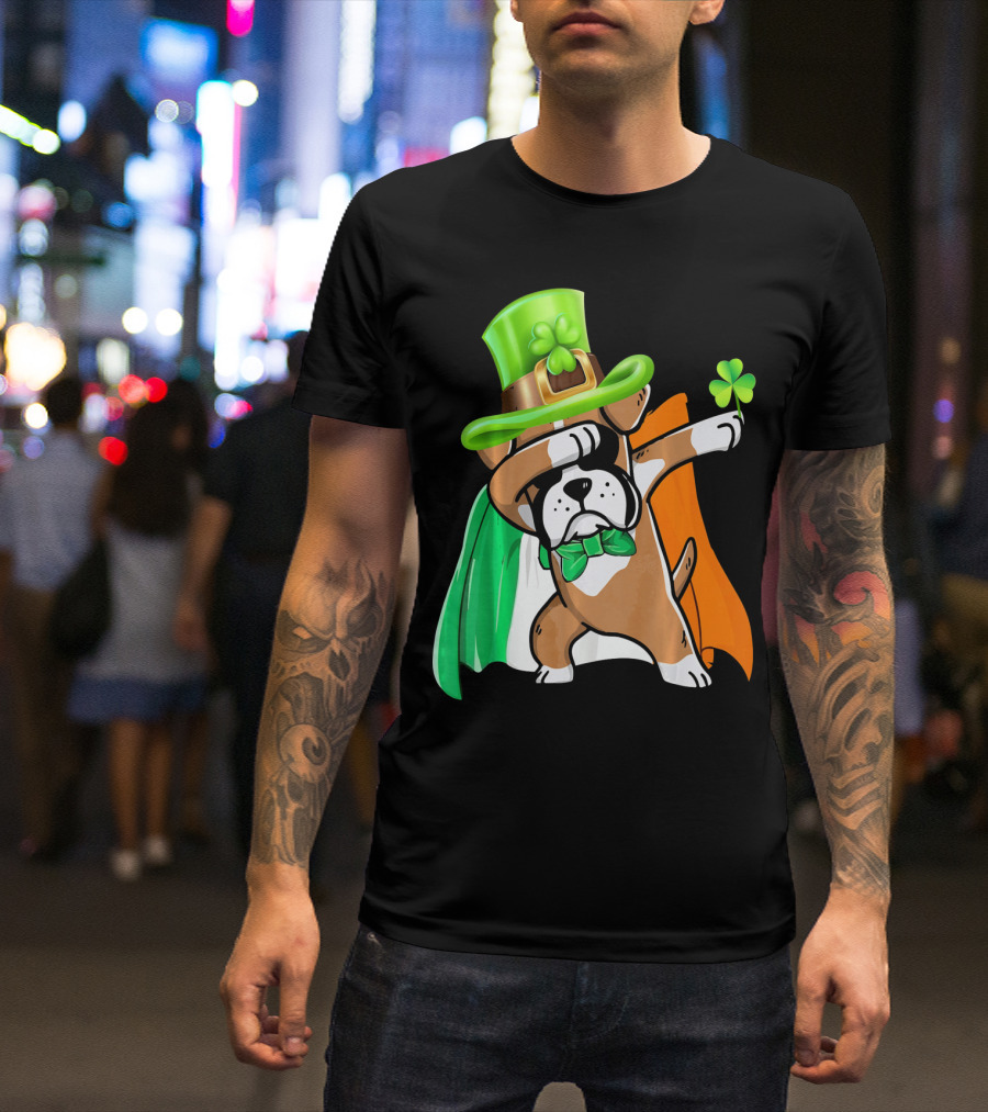 Lucky Boxer Dabbing With Irish Flag And Shamrock Hat T-Shirt