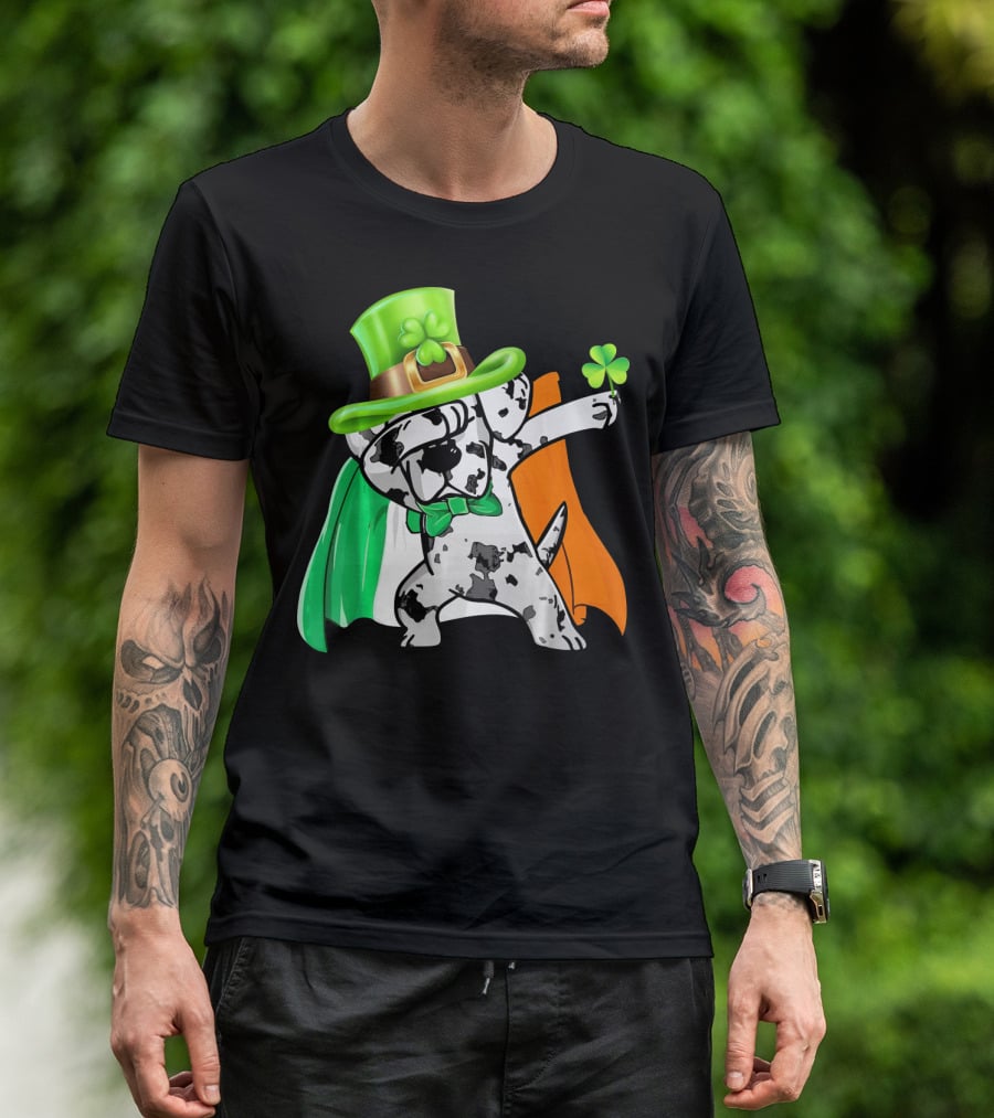 Dabbing Great Dane Irish Flag Shamrock Hat Cape T-Shirt