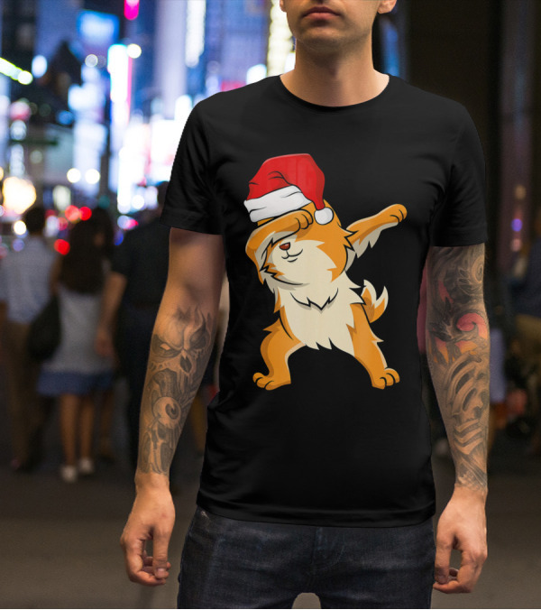 Dabbing Pomeranian With Santa Hat T-Shirt