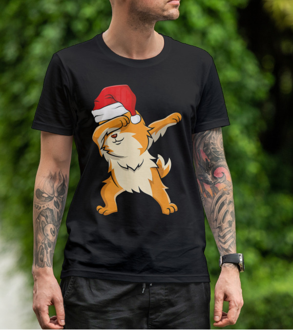 Dabbing Pomeranian With Santa Hat T-Shirt