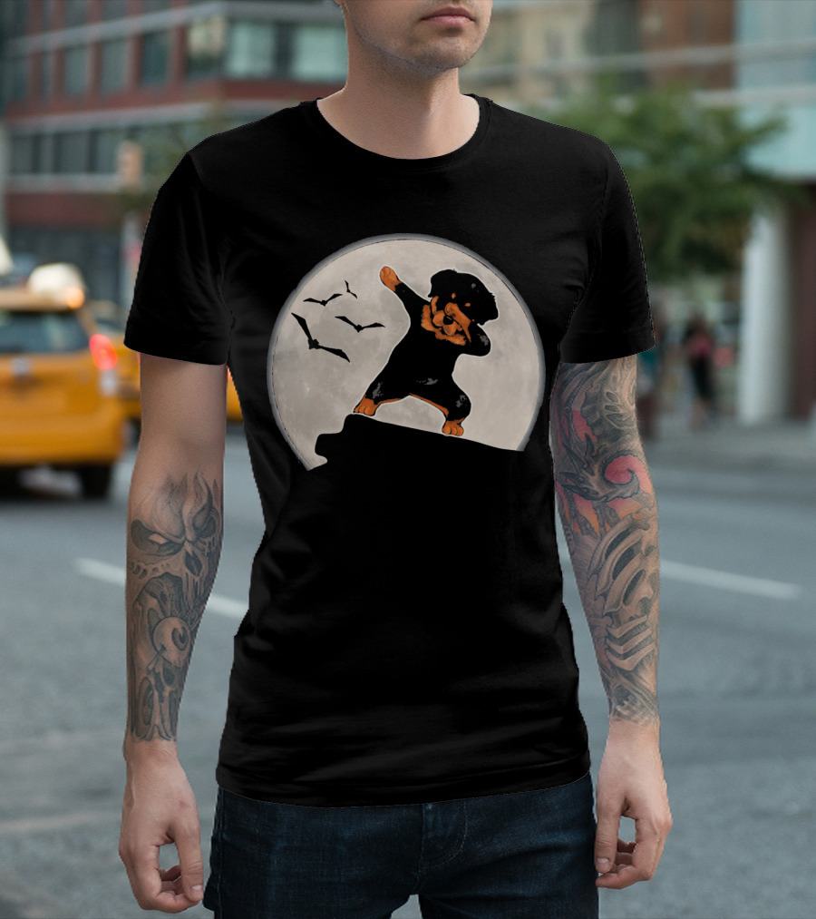 Funny Rottweiler Dabbing Dog Halloween Costume with Moon and Bats T-Shirt