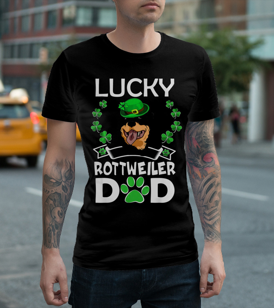 Lucky Rottweiler Dad St Patricks Day Shamrocks and Green Hat T-Shirt