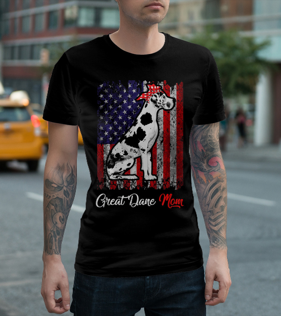 Great Dane Mom Patriotic USA Flag T-Shirt