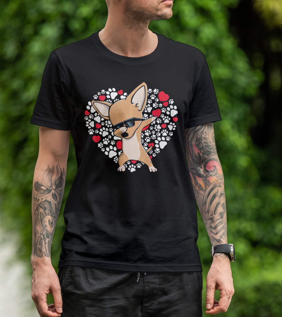 Chihuahua Dabbing Heart Paws Valentines Day Fun T-Shirt