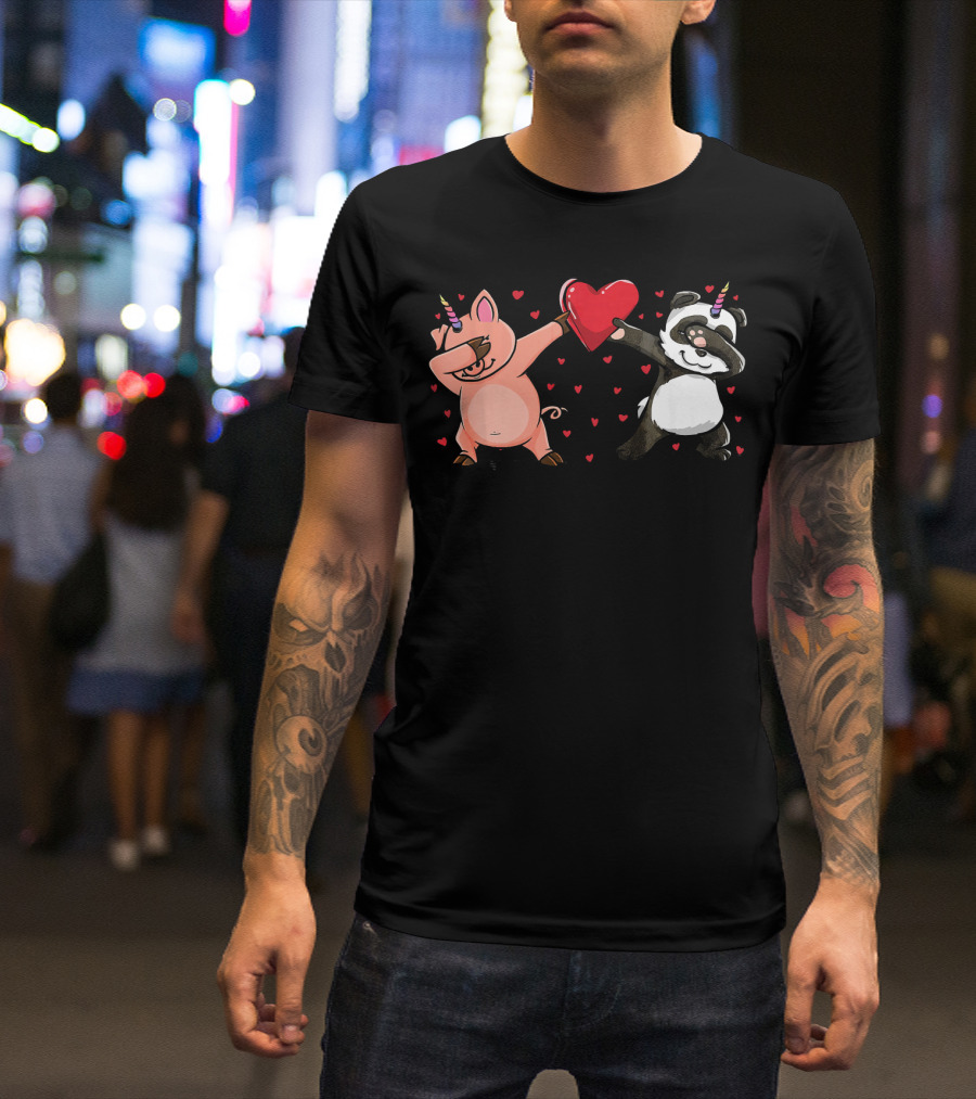 Dabbing Piggycorn Pandicorn Holding Heart Valentine T-Shirt