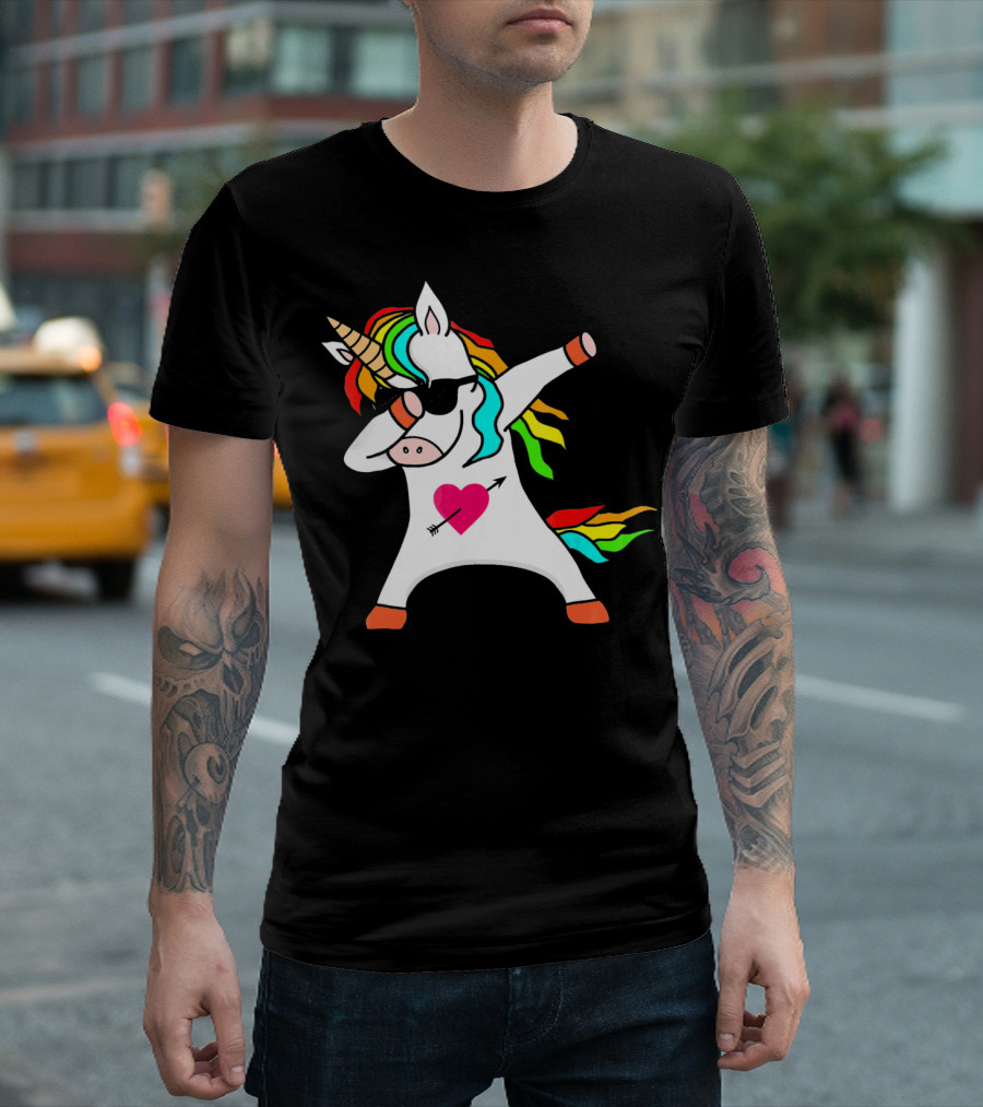 Funny Heart Valentines Day Dabbing Unicorn with Rainbow Mane and Sunglasses T-Shirt