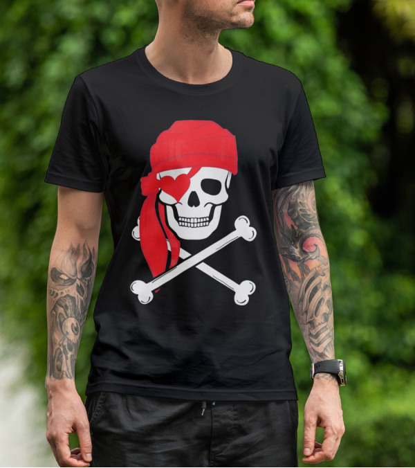 Pirate Skull And Cross Bones Heart Eyepatch Valentines T-Shirt