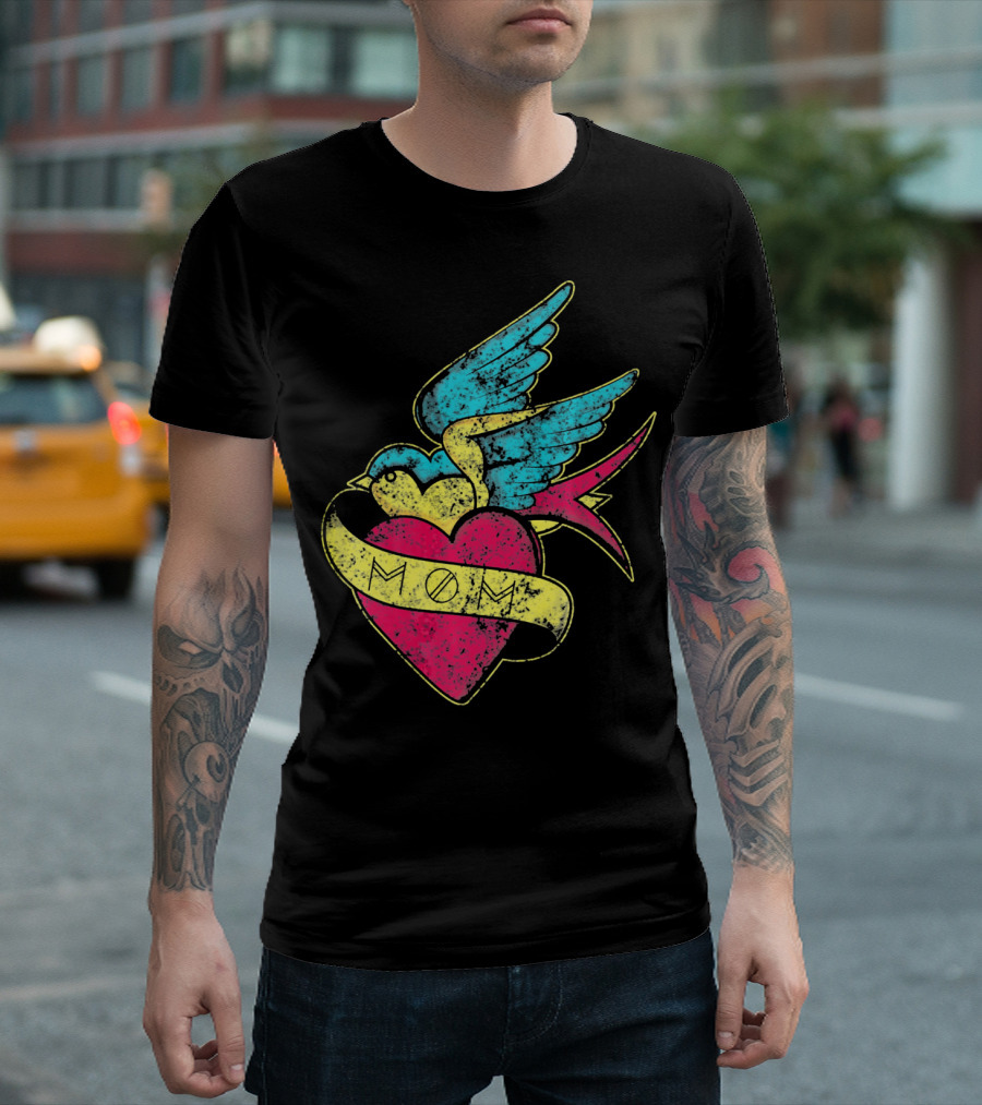 Mom Heart With Blue Bird Vintage Tattoo Valentines T-Shirt